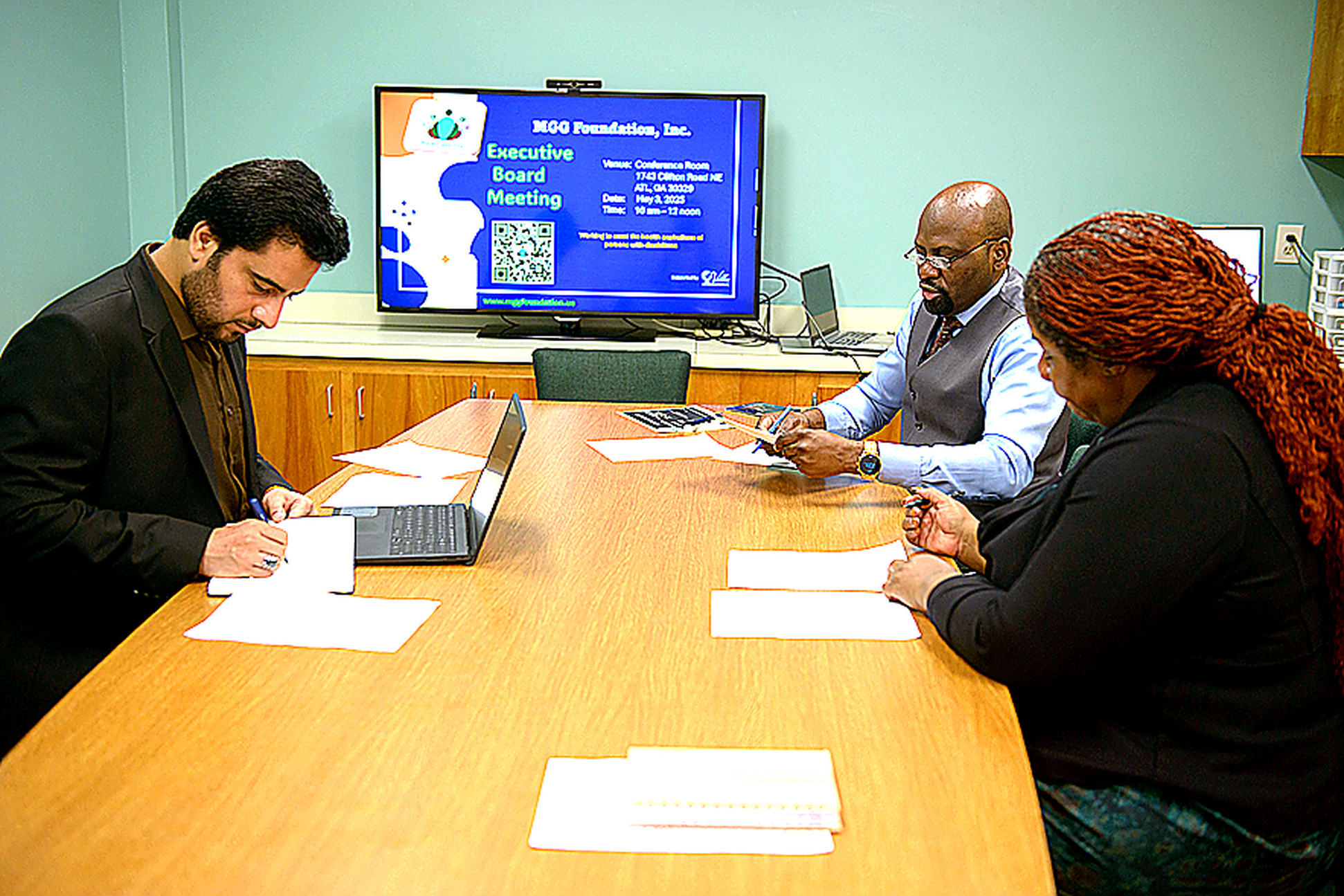 Michael GG Foundation, Inc. holds an executive board meeting to recruit Field Research Associates supporting a Master of Public Health (MPH) thesis project on data collection for persons with disabilities.